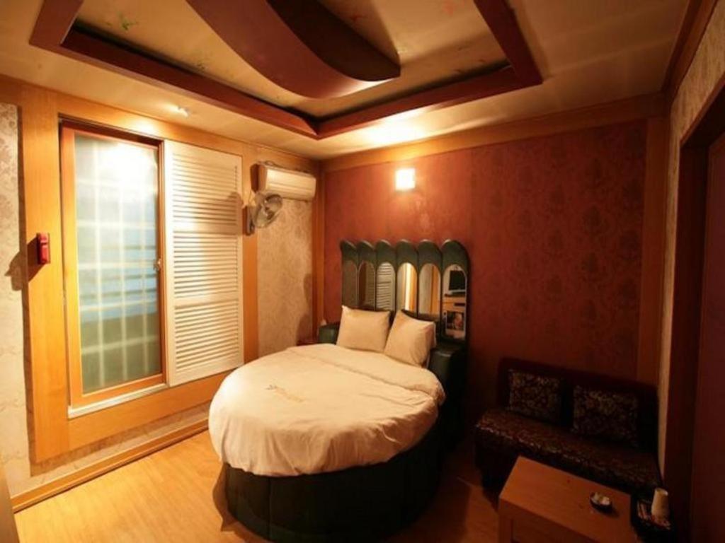 Valentine Hotel Kōyō Exterior foto