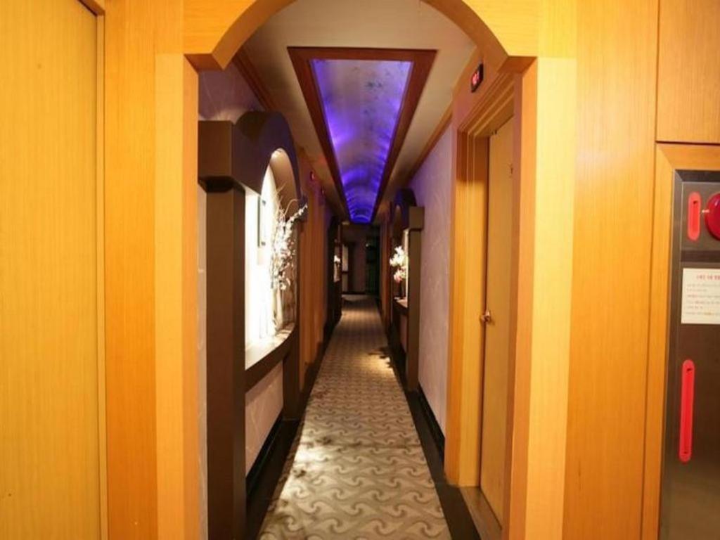 Valentine Hotel Kōyō Exterior foto